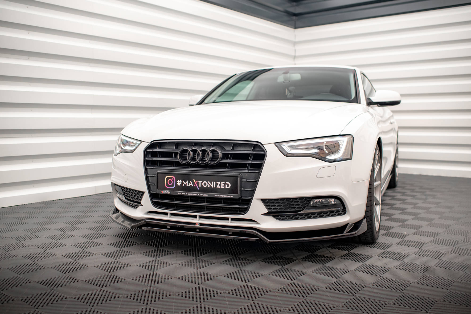 pol_po_Front-Splitter-V-2-Audi-A5-Coupe-Sportback-8T-Facelift-18219_7jpg - OPSHOLDERS