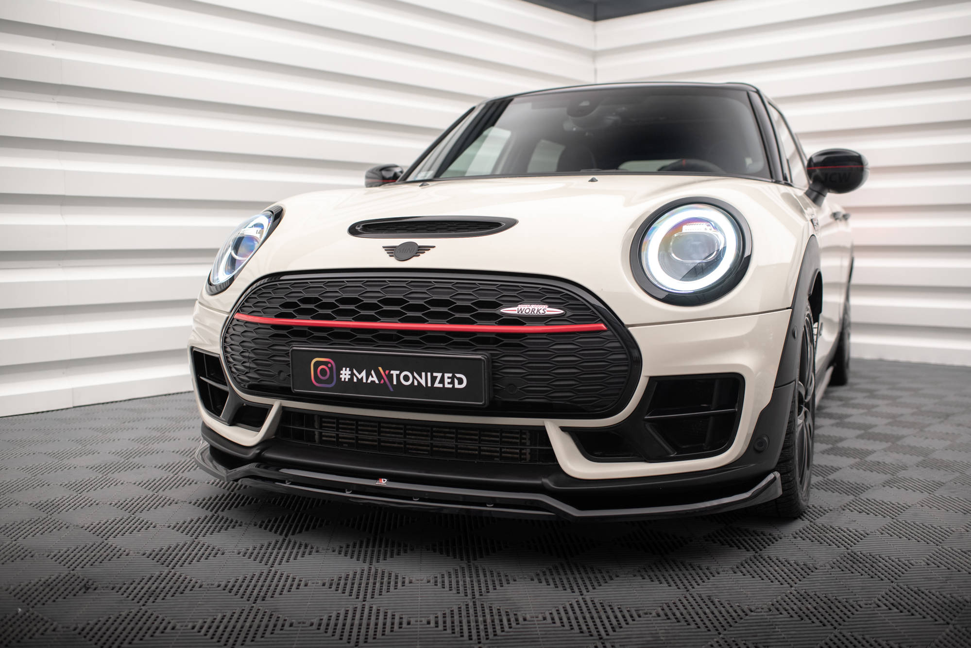 pol_po_Front-Splitter-V-2-Mini-Cooper-Clubman-John-Cooper-Works-F54-Facelift-18131_6jpg - OPSHOLDERS