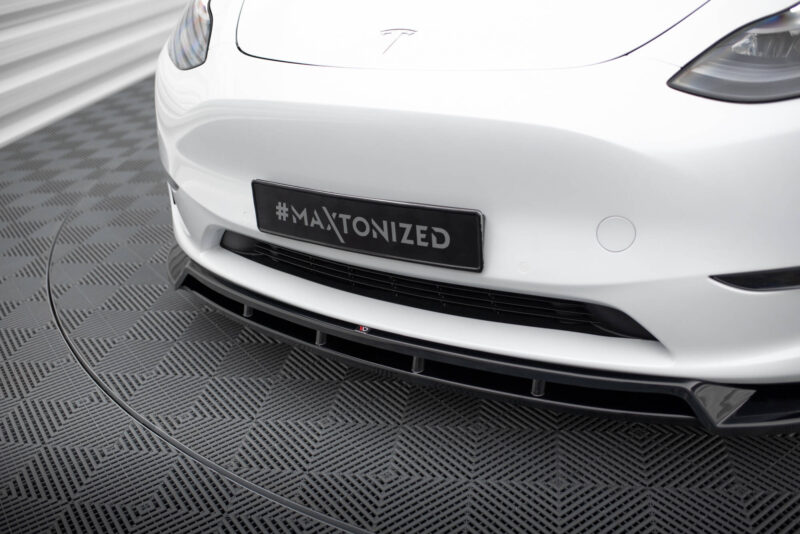 pol_po_Front-Splitter-V-2-Tesla-Model-Y-16764_3jpg - OPSHOLDERS