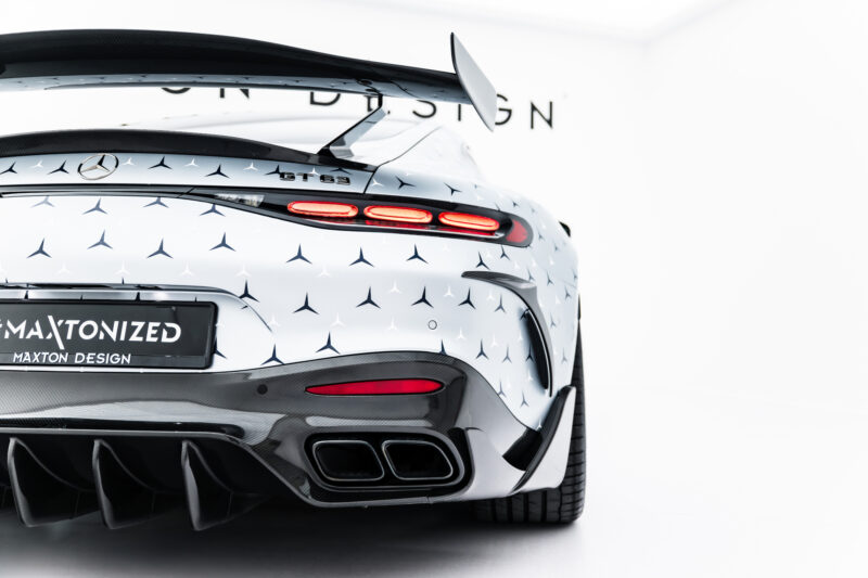 pol_po_Prepreg-Carbon-Fiber-Bodykit-Mercedes-AMG-GT-63-55-63-S-E-Performance-C192-23169_23jpg - OPSHOLDERS