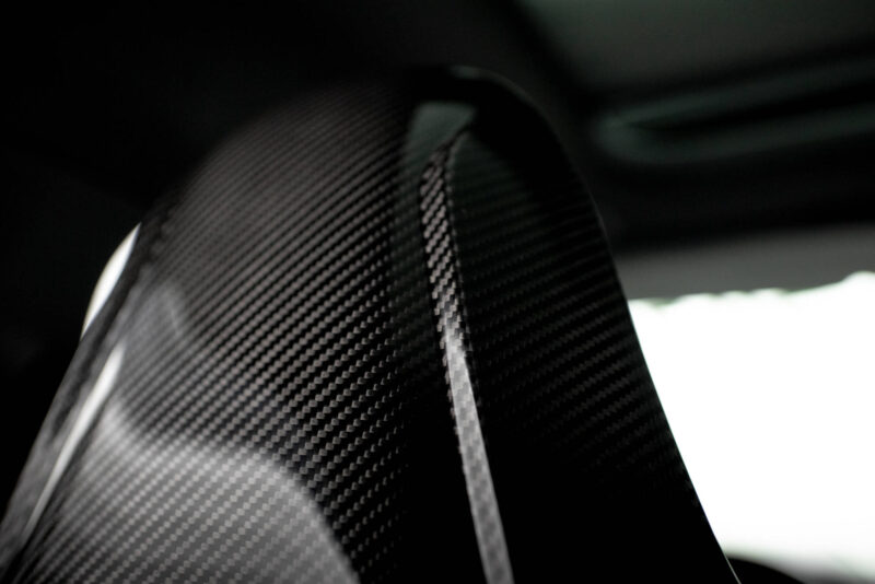 pol_po_Prepreg-Carbon-Fiber-Headrests-BMW-1-F40-M135i-18759_13jpg - OPSHOLDERS