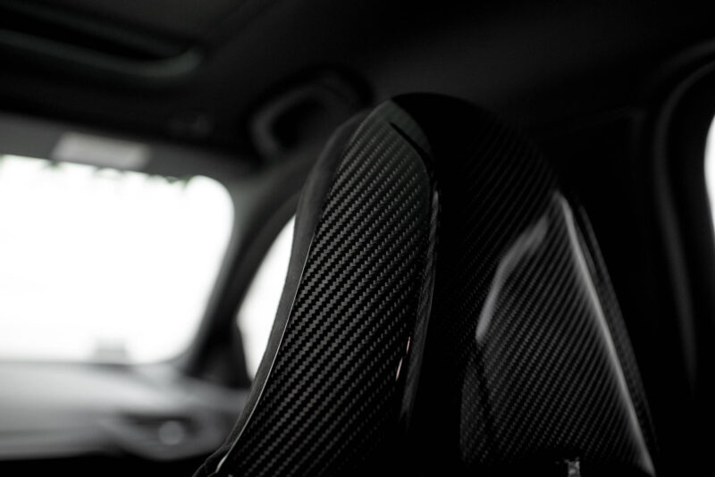 pol_po_Prepreg-Carbon-Fiber-Headrests-BMW-1-F40-M135i-18759_3jpg - OPSHOLDERS