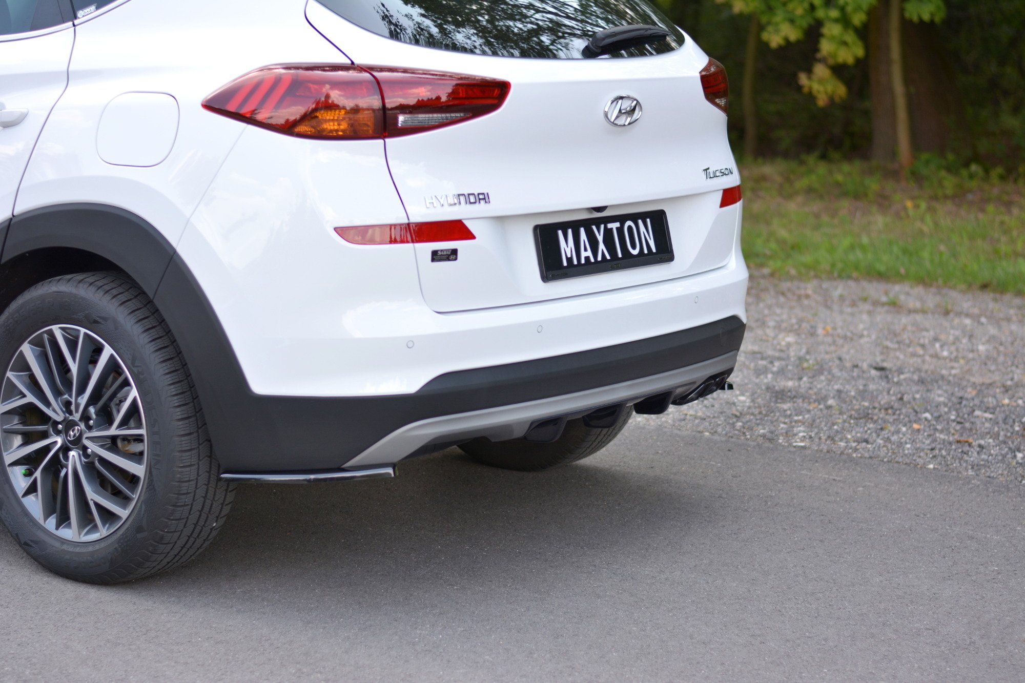 pol_po_REAR-SIDE-SPLITTERS-Hyundai-Tucson-Mk3-Facelift-8443_1jpg - OPSHOLDERS