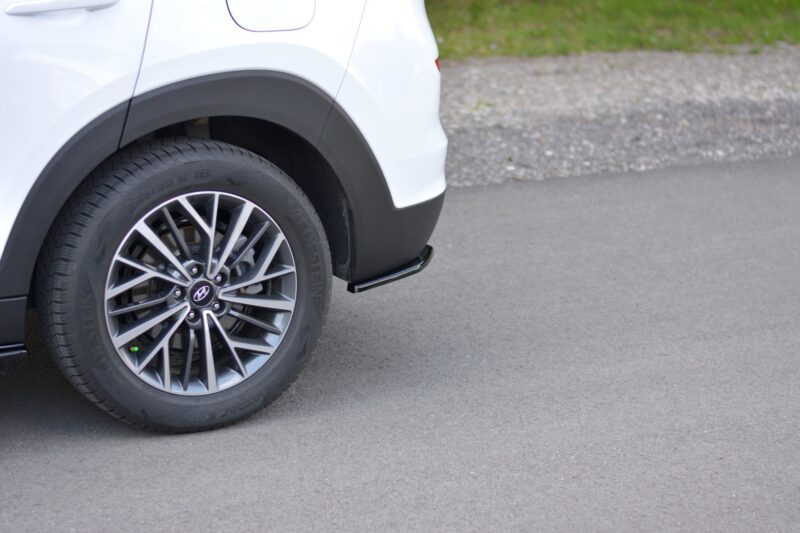 pol_po_REAR-SIDE-SPLITTERS-Hyundai-Tucson-Mk3-Facelift-8443_3jpg - OPSHOLDERS