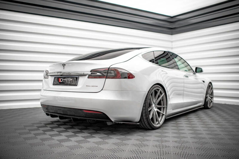 pol_po_REAR-VALANCE-Tesla-Model-S-Facelift-5818_8jpg - OPSHOLDERS