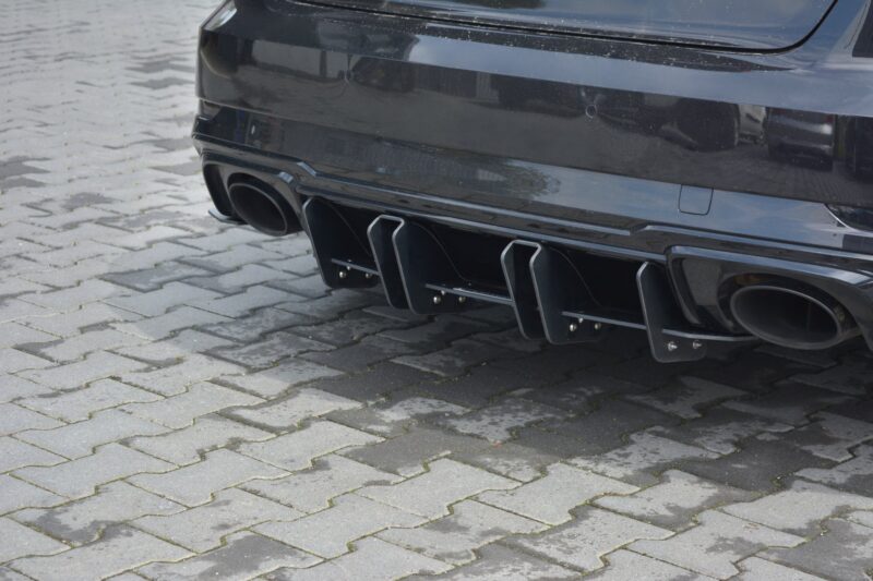 pol_po_Rear-Diffuser-V-2-Audi-RS3-8V-FL-Sportback-7626_4jpg - OPSHOLDERS