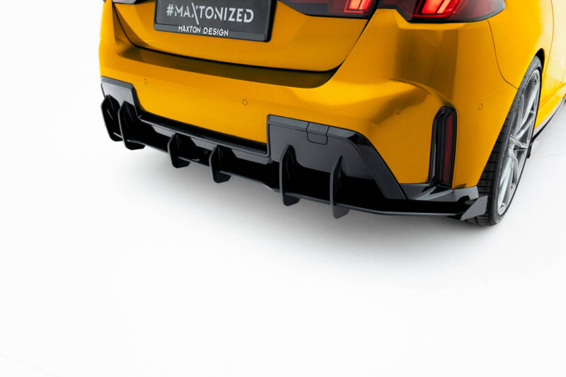 pol_po_Rear-Side-Flaps-BMW-1-M-Pack-F70-22512_4jpg - OPSHOLDERS