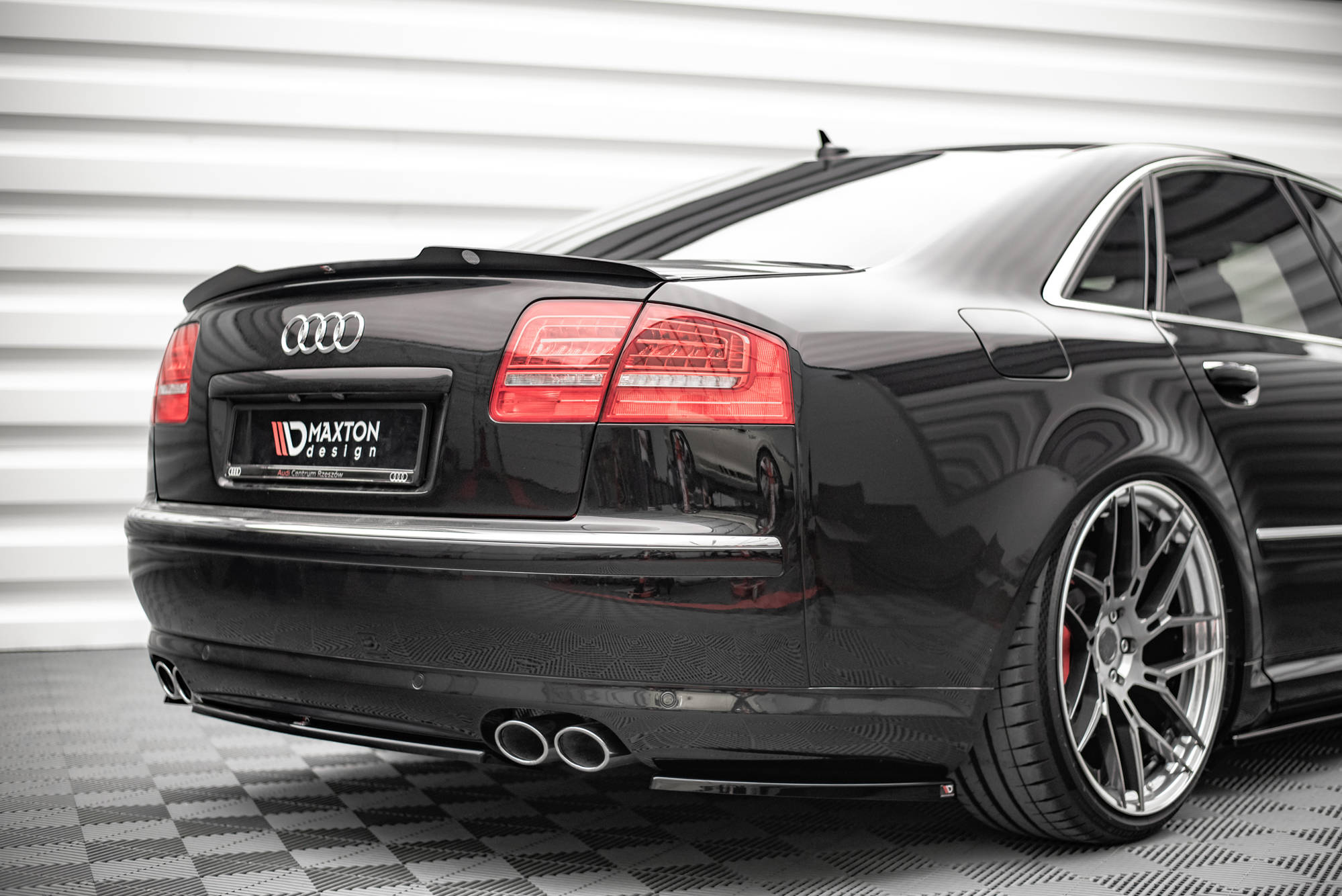 pol_po_Rear-Side-Splitters-Audi-S8-D3-13901_2jpg - OPSHOLDERS