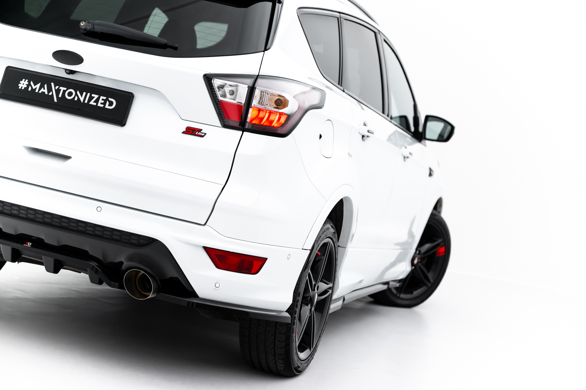 pol_po_Rear-Side-Splitters-Ford-Kuga-ST-Line-Mk2-Facelift-23241_5jpg - OPSHOLDERS