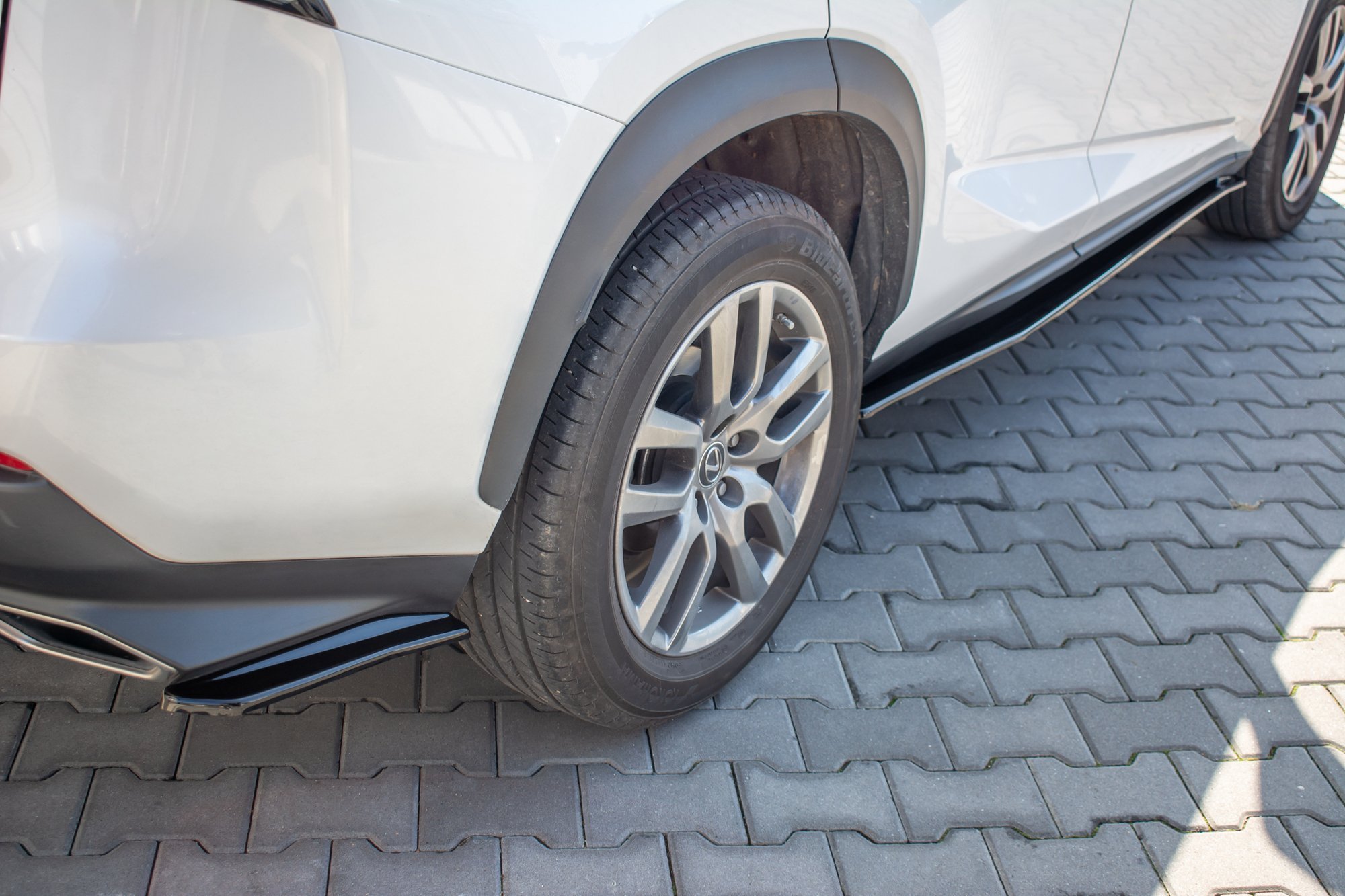 pol_po_Rear-Side-Splitters-Lexus-NX-Facelift-9048_1jpg - OPSHOLDERS