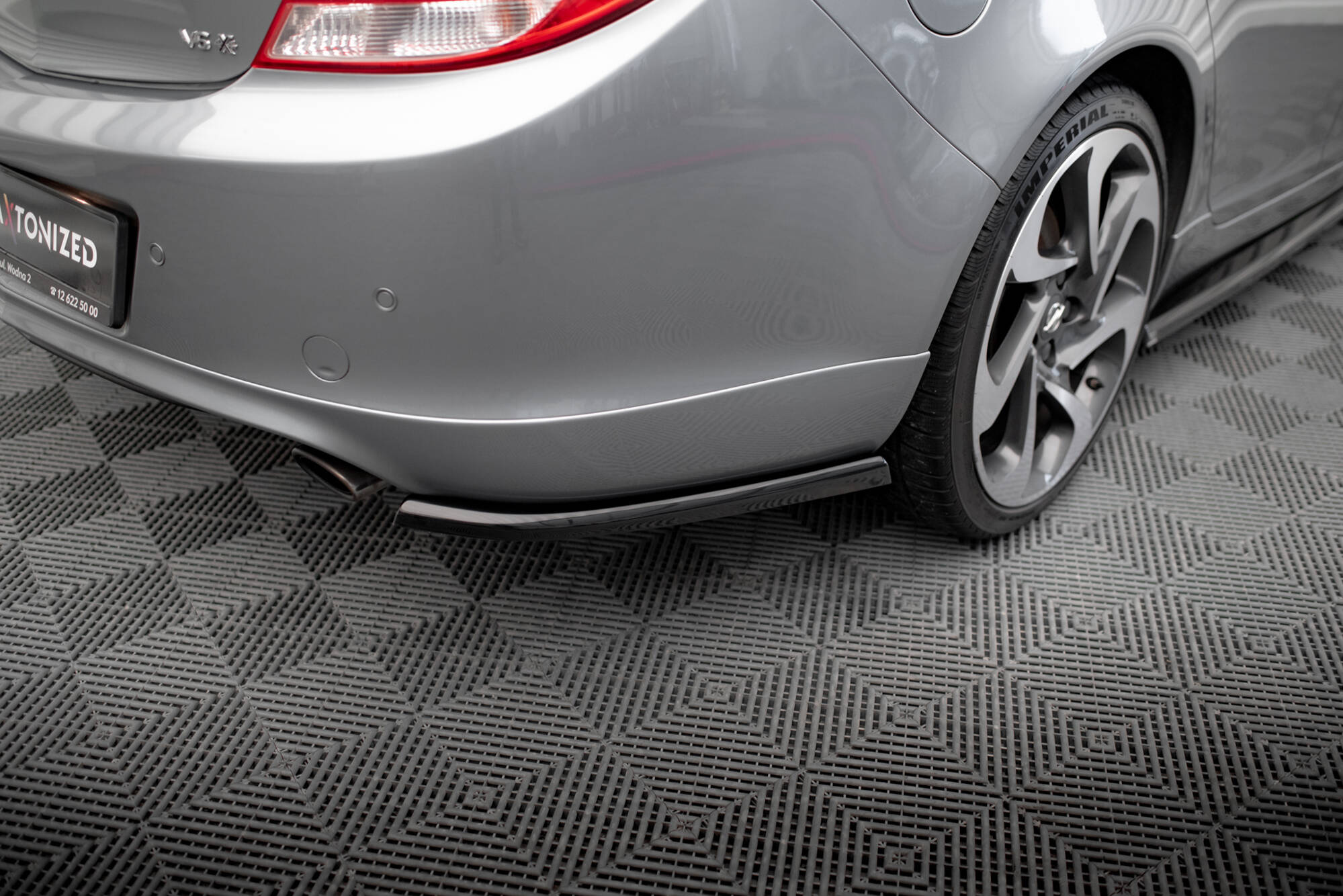 pol_po_Rear-Side-Splitters-Opel-Insignia-OPC-Line-Mk1-19191_2jpg - OPSHOLDERS