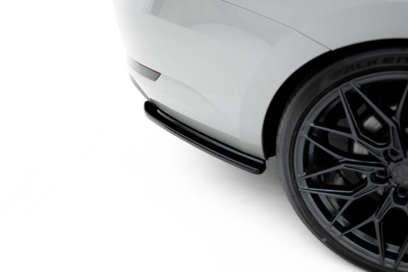 pol_po_Rear-Side-Splitters-V-1-Skoda-Superb-Liftback-Combi-Mk3-1148_3jpg - OPSHOLDERS