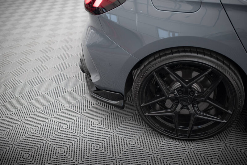 pol_po_Rear-Side-Splitters-V-4-for-BMW-1-M-Pack-M135i-128ti-F40-9975_4jpg - OPSHOLDERS