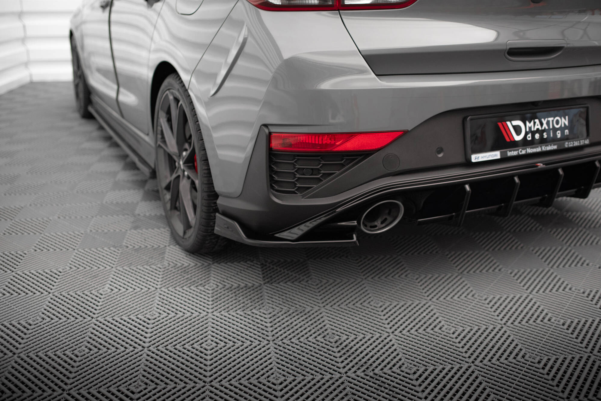 pol_po_Rear-Side-Splitters-V-6-Hyundai-I30-N-Hatchback-Mk3-Facelift-20550_4jpg - OPSHOLDERS
