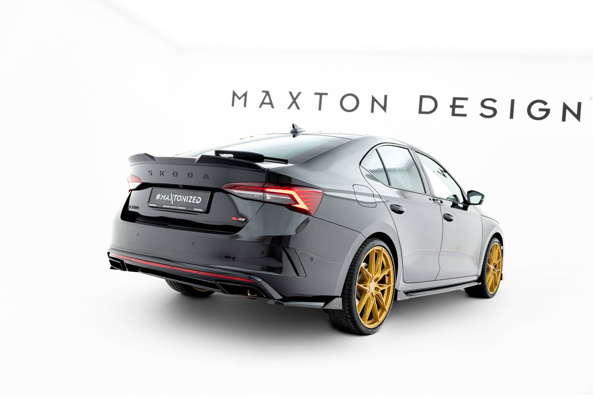 pol_po_Rear-Side-Splitters-V-6-Skoda-Octavia-RS-Liftback-Combi-Mk4-Mk4-Facelift-22634_4jpg - OPSHOLDERS