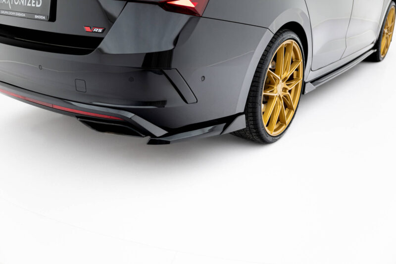 pol_po_Rear-Side-Splitters-V-6-Skoda-Octavia-RS-Liftback-Combi-Mk4-Mk4-Facelift-22634_5jpg - OPSHOLDERS