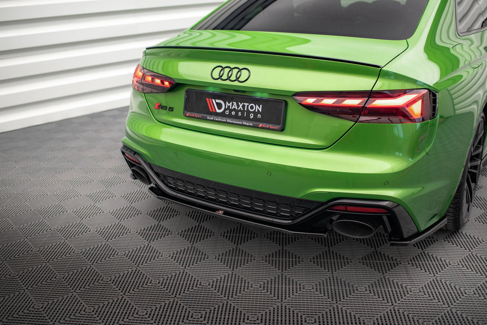 pol_po_Rear-Splitter-Audi-RS5-F5-Facelift-11440_2jpg - OPSHOLDERS