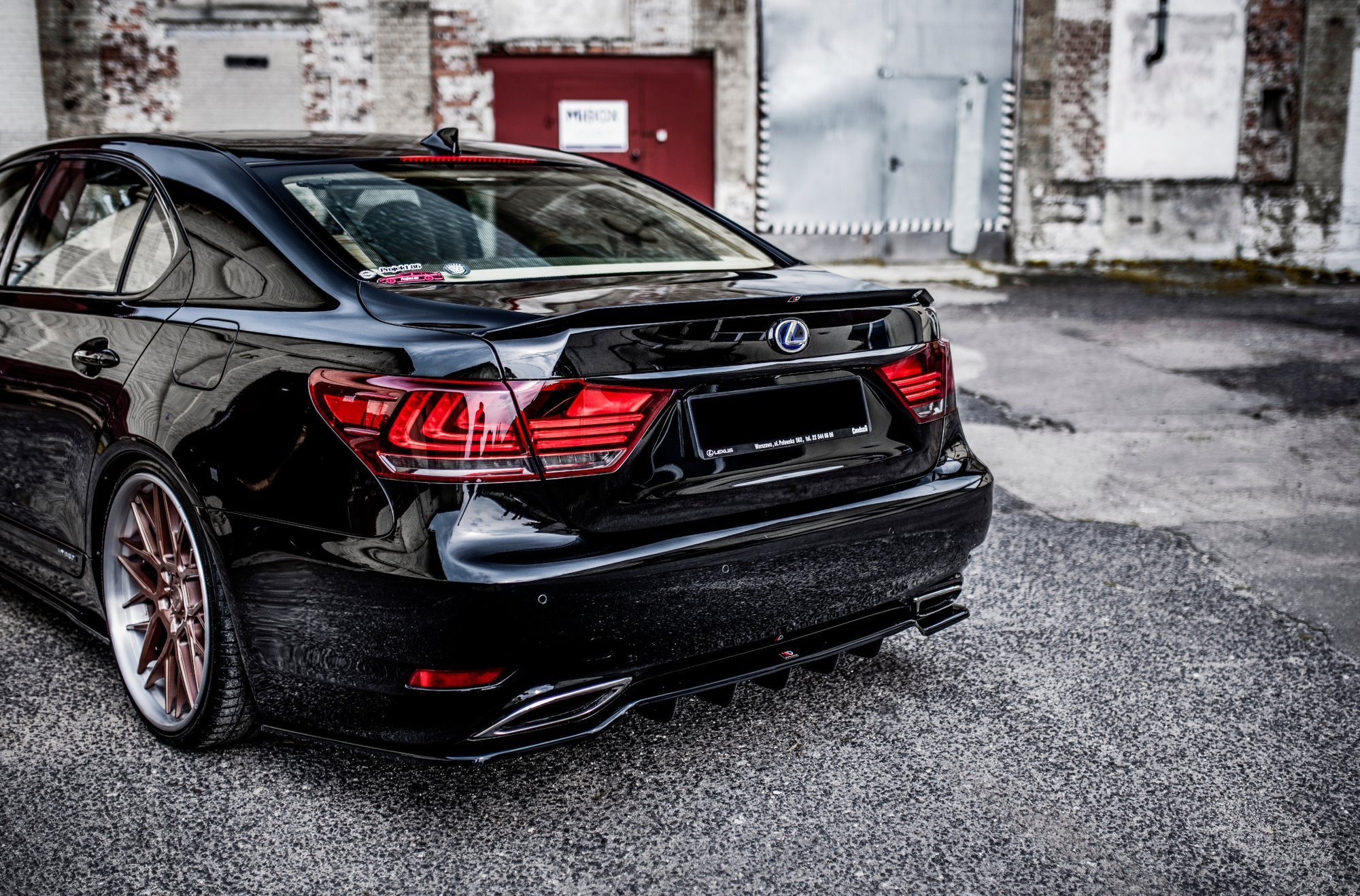 pol_po_Rear-Splitter-with-vertical-bars-Leuxs-LS-Mk4-Facelift-10609_3jpg - OPSHOLDERS