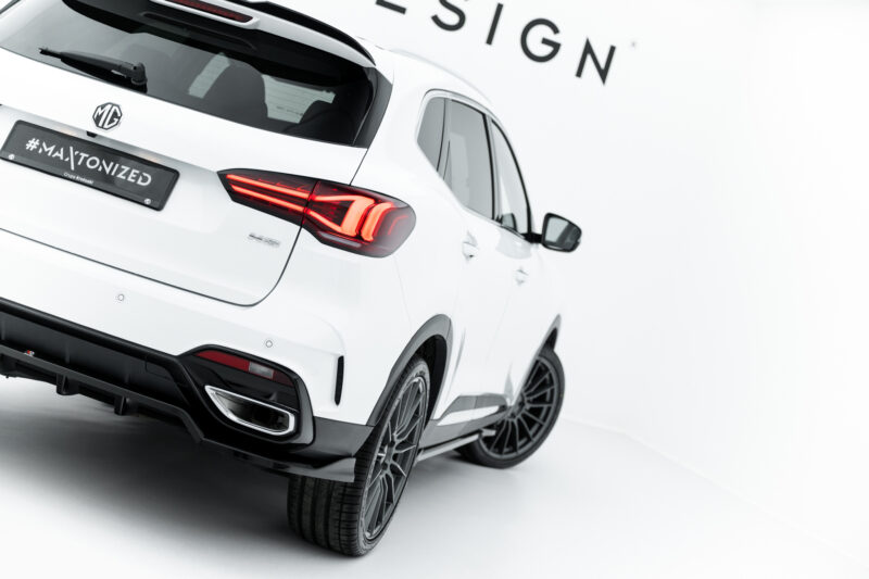 pol_po_Rear-Splitter-with-vertical-bars-MG-HS-Mk1-Facelift-23120_1jpg - OPSHOLDERS