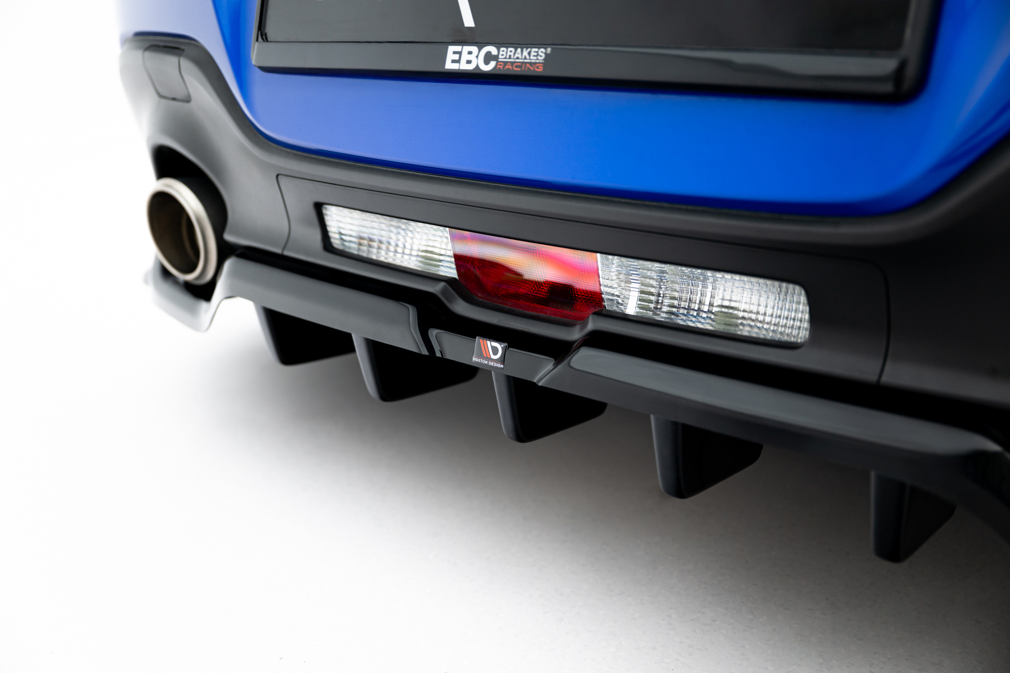Maxton Design Rear Splitter (with vertical bars) V.1 + Flaps
