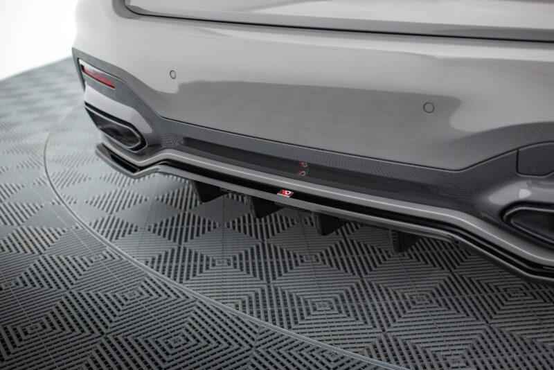 pol_po_Rear-Splitter-with-vertical-bars-V-2-BMW-7-M-Pack-G11-G12-Facelift-21040_8jpg - OPSHOLDERS