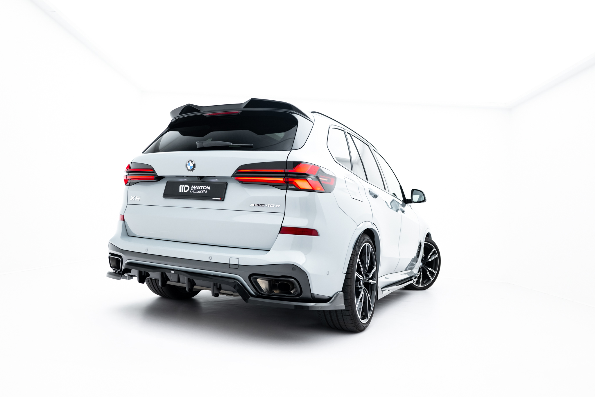 pol_po_Rear-Splitter-with-vertical-bars-V-2-BMW-X5-M-Pack-G05-Facelift-19468_2jpg - OPSHOLDERS