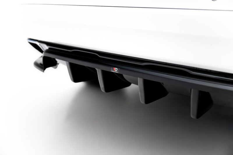pol_po_Rear-Splitter-with-vertical-bars-Volvo-XC60-Mk1-Facelift-22883_1jpg - OPSHOLDERS