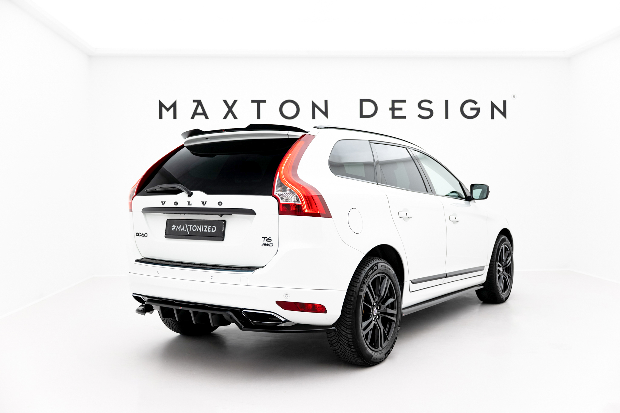 pol_po_Rear-Splitter-with-vertical-bars-Volvo-XC60-Mk1-Facelift-22883_5jpg - OPSHOLDERS