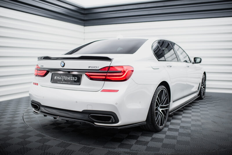 pol_po_Rear-Splitter-with-vertical-bars-for-BMW-7-M-Pack-G11-G12-12294_2jpg - OPSHOLDERS