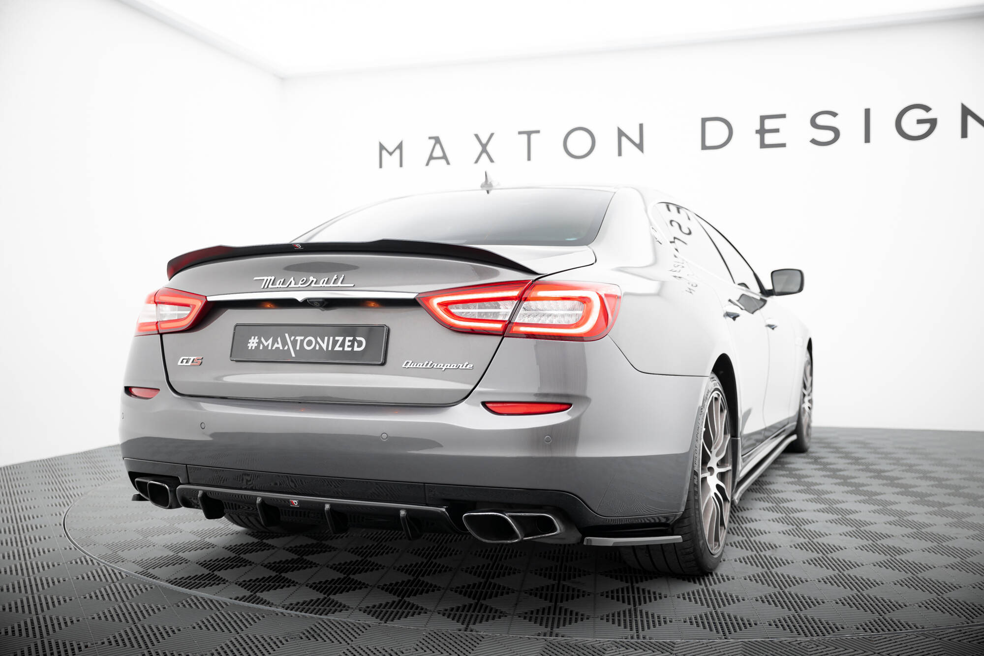 pol_po_Rear-Valance-Maserati-Quattroporte-Mk6-7169_5jpg - OPSHOLDERS