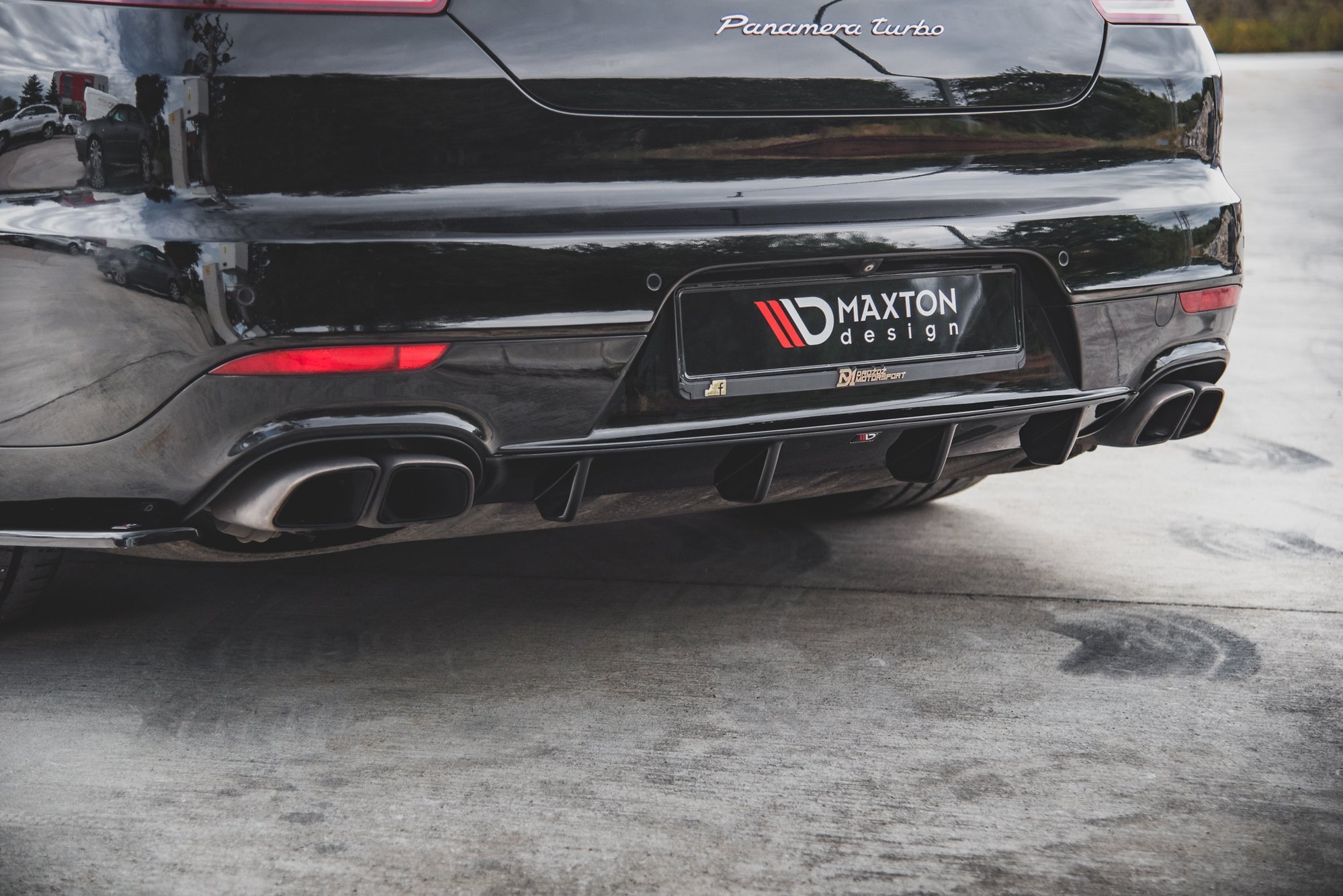 pol_po_Rear-Valance-Porsche-Panamera-Turbo-970-Facelift-11124_8jpg - OPSHOLDERS