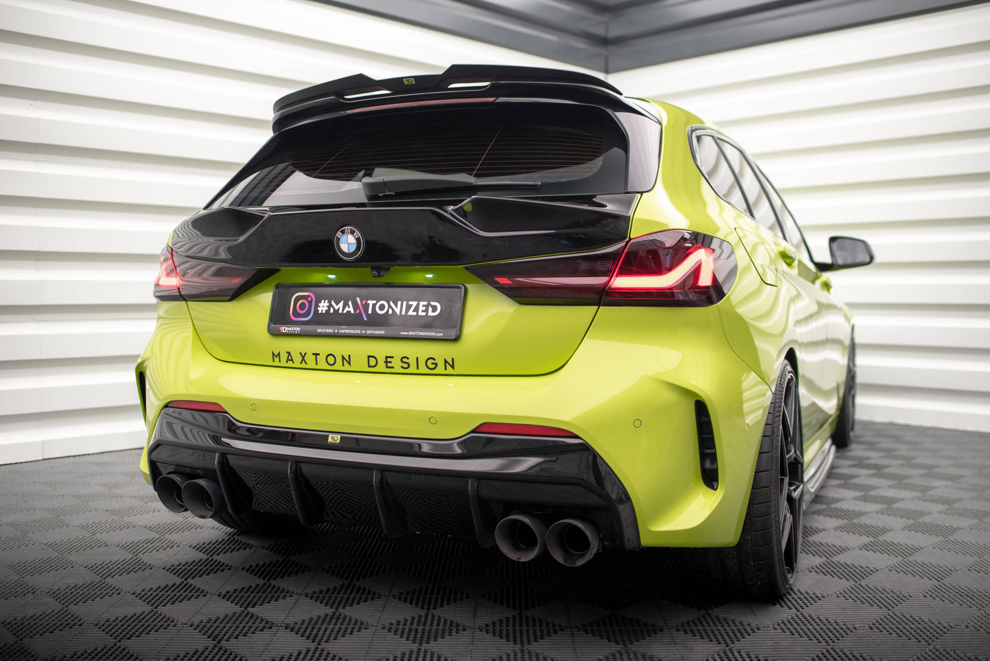 pol_po_Rear-Valance-V-3-BMW-1-F40-M-Pack-M135i-128ti-Double-Exhaust-Version-17827_6jpg - OPSHOLDERS
