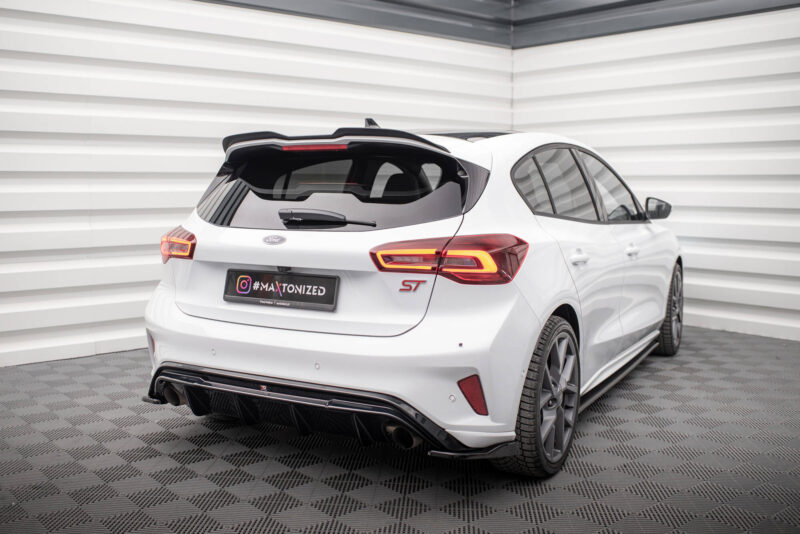 pol_po_Rear-Valance-V-3-Ford-Focus-Hatchback-ST-Mk4-10161_11jpg - OPSHOLDERS