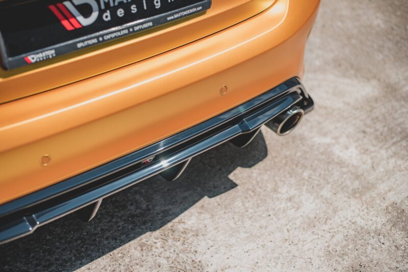 pol_po_Rear-Valance-V-3-Ford-Focus-Hatchback-ST-Mk4-10161_2jpg - OPSHOLDERS