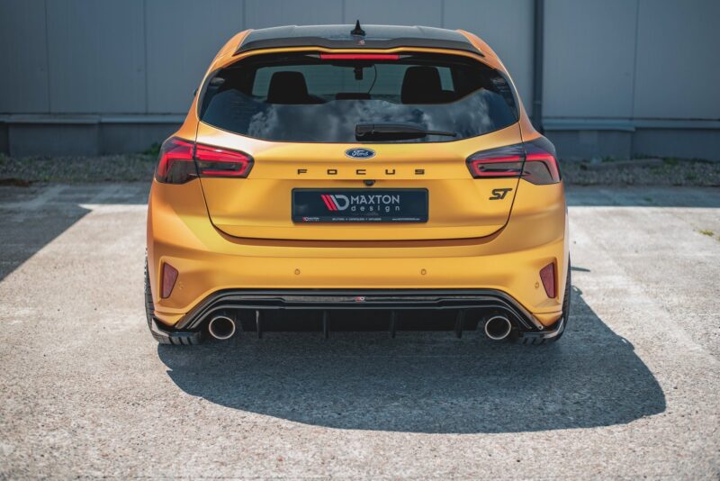 pol_po_Rear-Valance-V-3-Ford-Focus-Hatchback-ST-Mk4-10161_4jpg - OPSHOLDERS