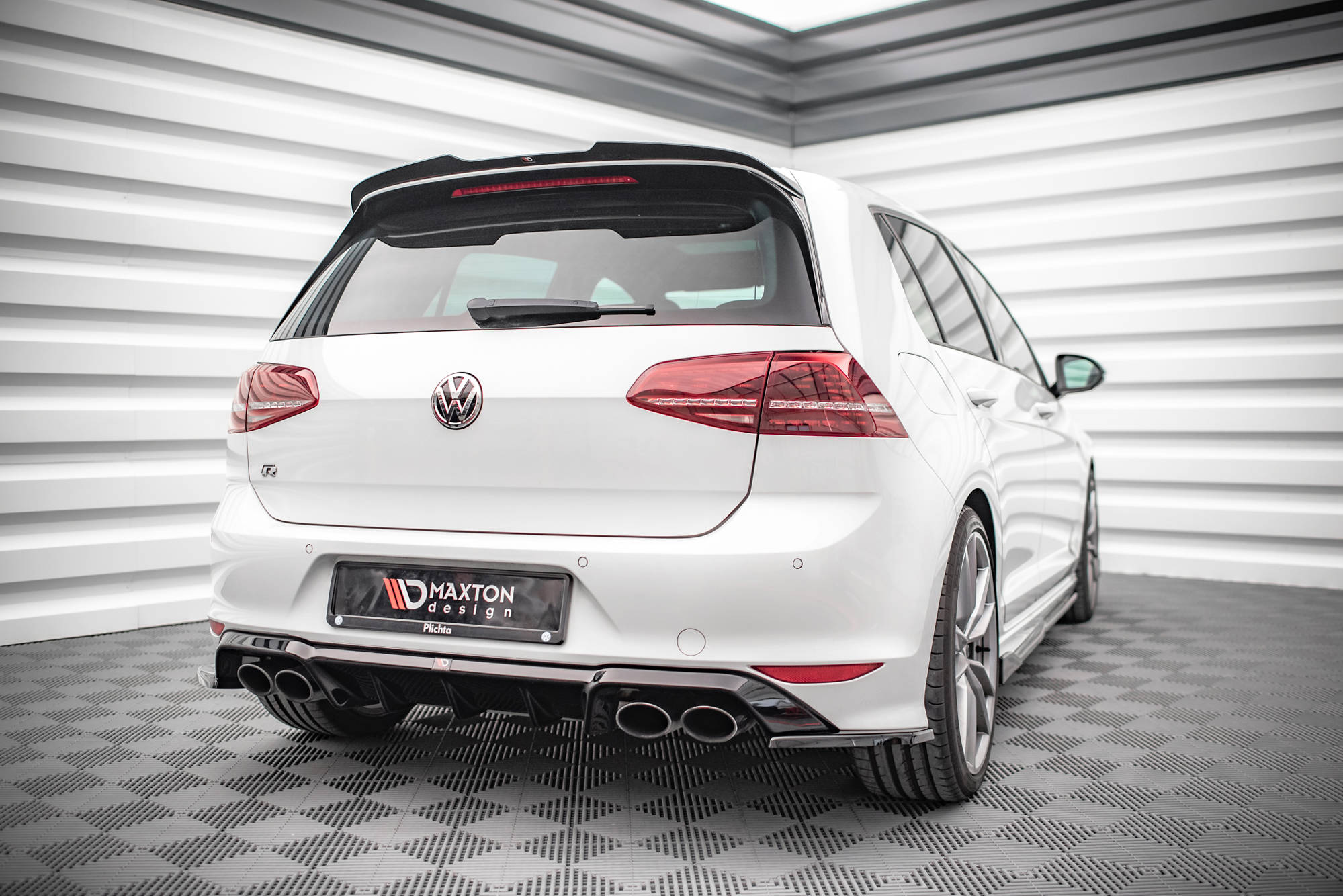 pol_po_Rear-Valance-Volkswagen-Golf-R-Mk7-14297_6jpg - OPSHOLDERS