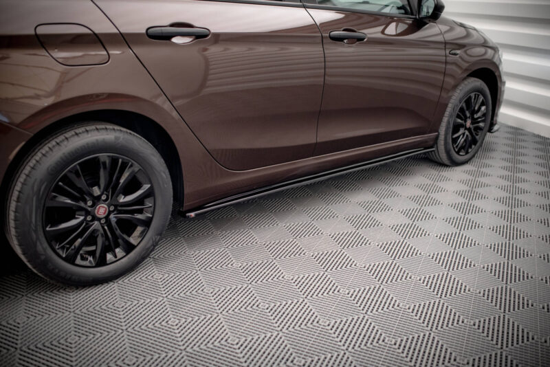 pol_po_SIDE-SKIRTS-DIFFUSERS-Fiat-Tipo-S-Design-5538_7jpg - OPSHOLDERS