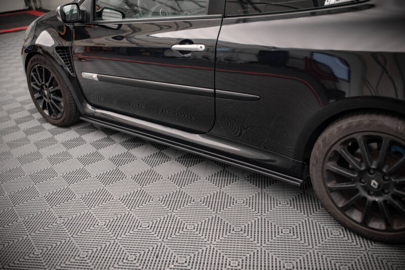 pol_po_SIDE-SKIRTS-DIFFUSERS-RENAULT-CLIO-MK3-RS-272_3jpg - OPSHOLDERS