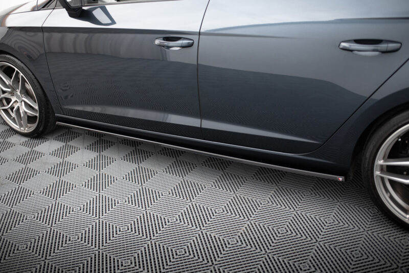 pol_po_SIDE-SKIRTS-DIFFUSERS-v-2-Seat-Leon-Mk3-Cupra-FR-Facelift-320_7jpg - OPSHOLDERS