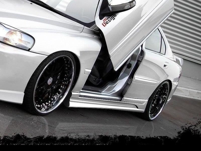 pol_po_SIDE-SKIRTS-VOLVO-S60-322_1jpg - OPSHOLDERS