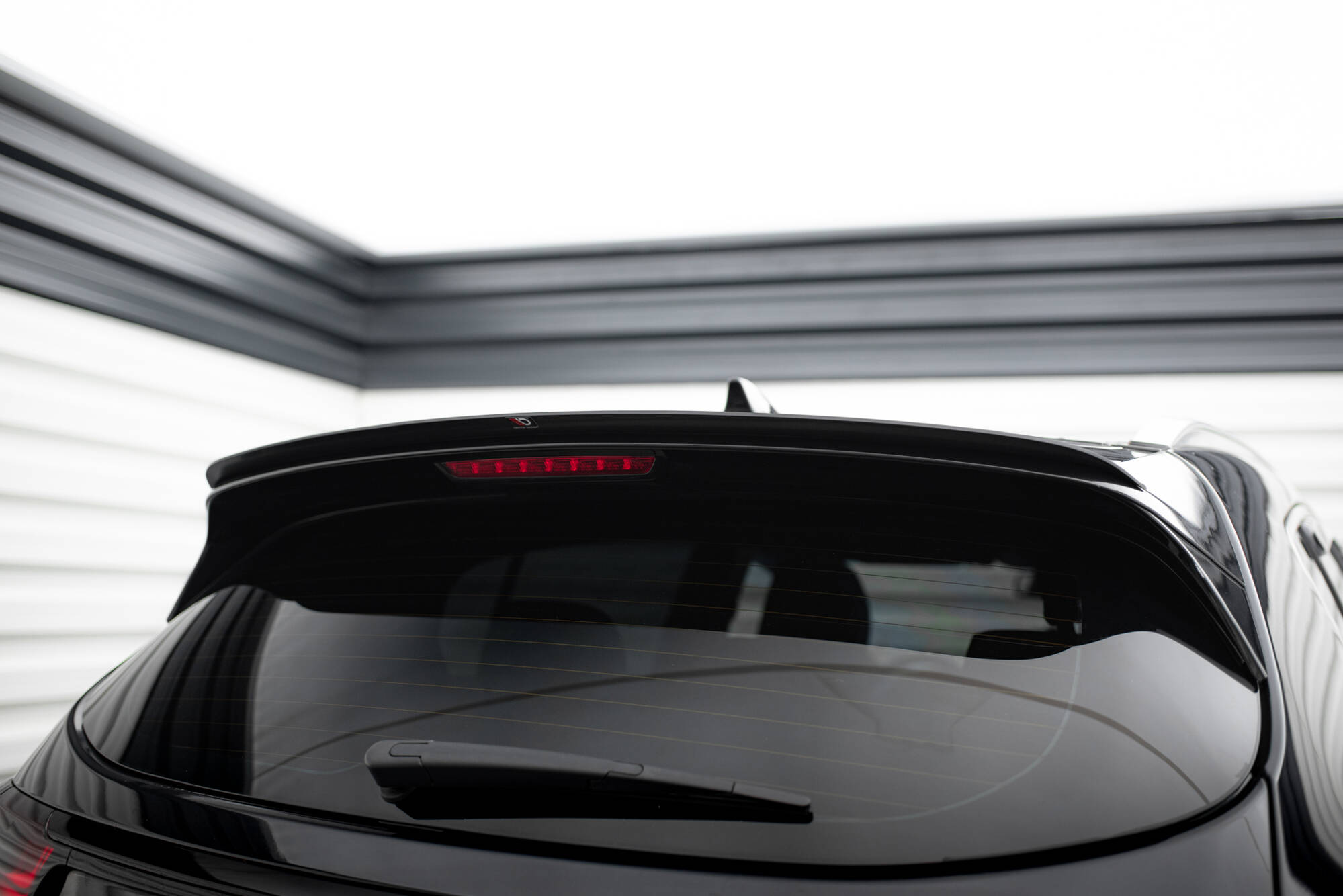 pol_po_SPOILER-CAP-KIA-SPORTAGE-mk4-GT-Line-1235_4jpg - OPSHOLDERS