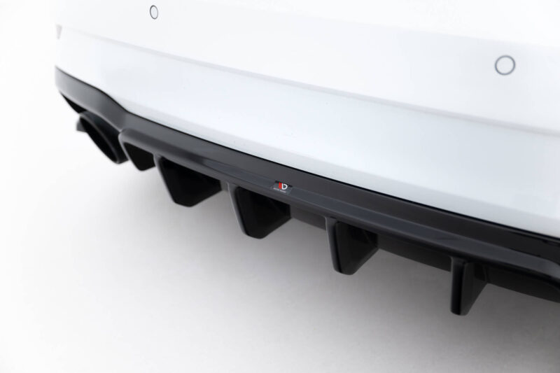 pol_po_Set-of-Splitters-Audi-RS3-Sedan-8V-Facelift-22373_12jpg - OPSHOLDERS