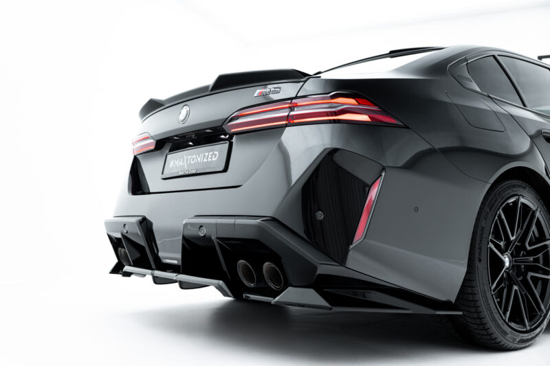 pol_po_Set-of-Splitters-BMW-M5-Sedan-G90-22755_10jpg - OPSHOLDERS