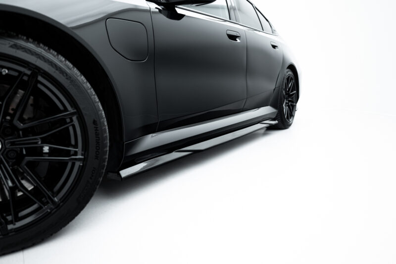 pol_po_Set-of-Splitters-BMW-M5-Sedan-G90-22755_20jpg - OPSHOLDERS