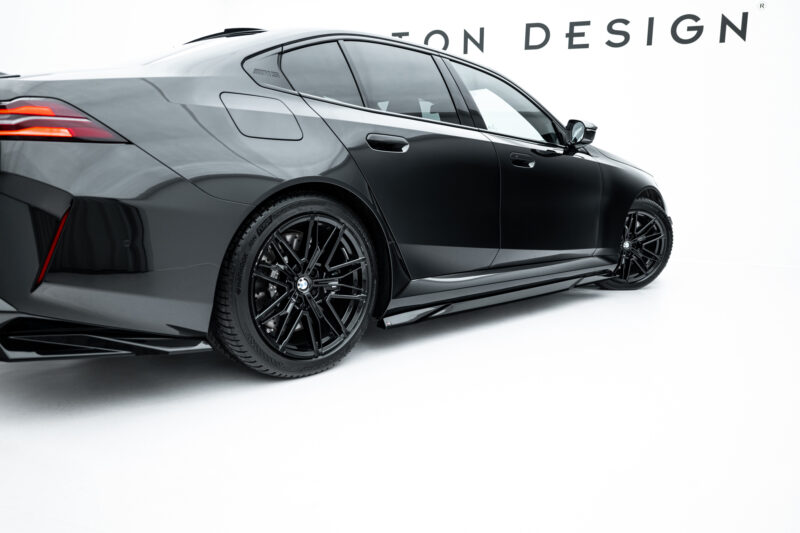 pol_po_Set-of-Splitters-BMW-M5-Sedan-G90-22755_9jpg - OPSHOLDERS