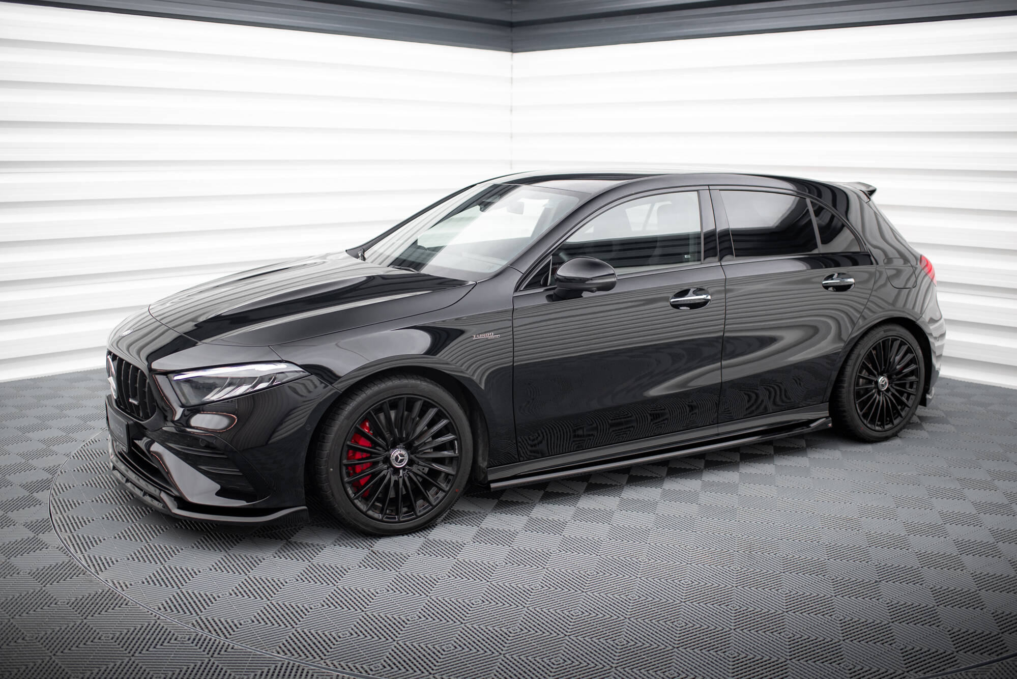 pol_po_Set-of-Splitters-Mercedes-AMG-A35-Hatchback-W177-Facelift-21420_11jpg - OPSHOLDERS