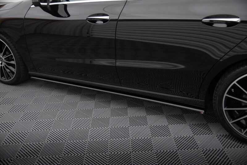 pol_po_Set-of-Splitters-Mercedes-Benz-CLA-Coupe-C118-22138_3jpg - OPSHOLDERS