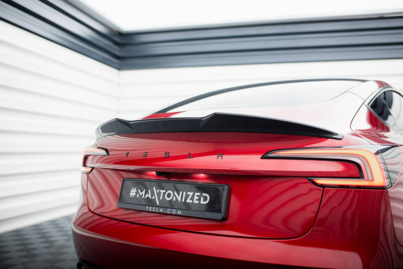 pol_po_Set-of-Splitters-Tesla-Model-3-Project-Highland-Facelift-23270_19jpg - OPSHOLDERS