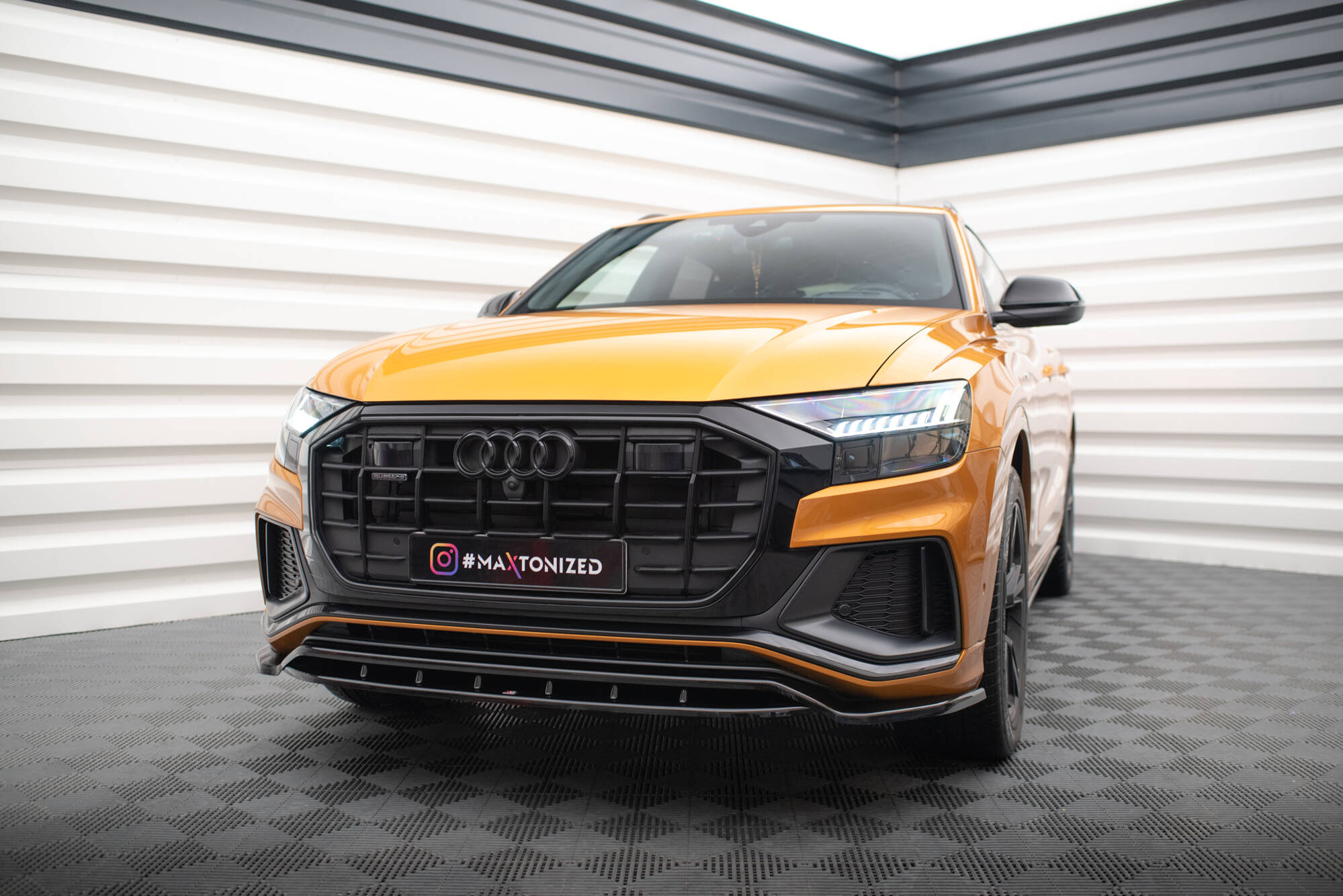pol_po_Set-of-Splitters-V-1-Audi-SQ8-Mk1-21742_2jpg - OPSHOLDERS