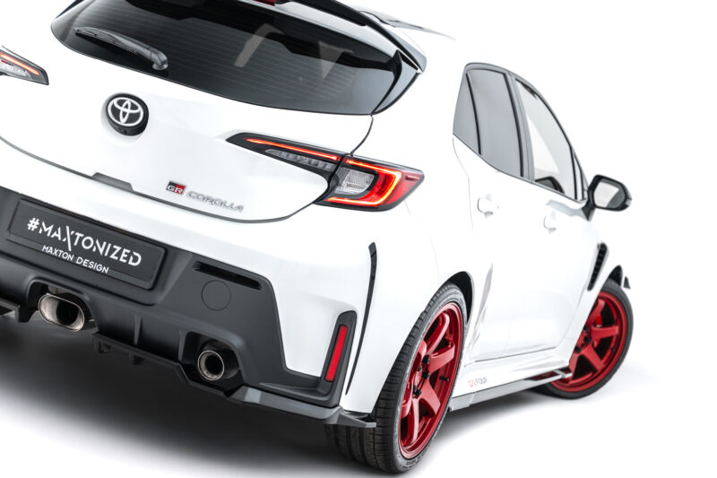 pol_po_Set-of-Splitters-V-1-Toyota-GR-Corolla-Mk12-22871_2jpg - OPSHOLDERS